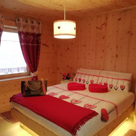 Al Bait Del Legn Apartment บอร์มิโอ ภายนอก รูปภาพ
